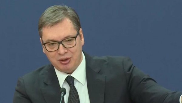 ЗА КУПОВИНУ СТАНА ПОКЛОН ДРЖАВЕ ДО 50 ОДСТО: Вучић о помоћи мајкама за решавање стамбеног питања ЗА КУПОВИНУ СТАНА ПОКЛОН ДРЖАВЕ ДО 50 ОДСТО: Вучић о помоћи мајкама за решавање стамбеног питања