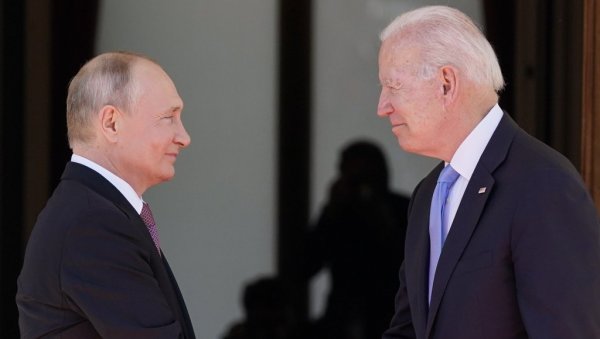 ЕКСПЕРТ ЦИА ТВРДИ - САНКЦИЈЕ НЕ ПОМАЖУ ПРОТИВ РУСИЈЕ: Бајденова лоша процена Путинових мотива за рат са Украјином ЕКСПЕРТ ЦИА ТВРДИ - САНКЦИЈЕ НЕ ПОМАЖУ ПРОТИВ РУСИЈЕ: Бајденова лоша процена Путинових мотива за рат са Украјином