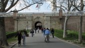 KALEMEGDAN DOBIJA KAMERE I INTERNET: Potpisan ugovor za postavljanje dodatnog video-nadzora i bežične mreže