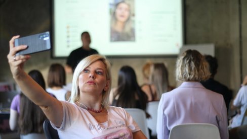 БЕЗ ДИПЛОМЕ, НЕМА РЕКЛАМЕ: Може ли Кина новим законом за инфлуенсере да стане на пут манипулацијама