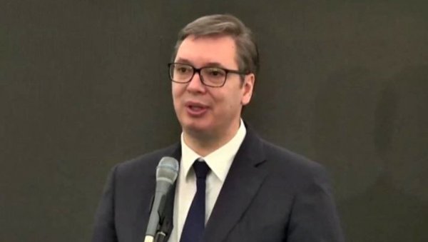 ВАЖНО ЈЕ ДА НЕ ПОРАЗИМ ГРАЂАНЕ! Вучић о предстојећим изборима у Србији ВАЖНО ЈЕ ДА НЕ ПОРАЗИМ ГРАЂАНЕ! Вучић о предстојећим изборима у Србији