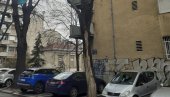 RADOVI ZELENILA NA DORĆOLU: Seča stabala u Strahinjića Bana i kod Patrijaršije RADOVI ZELENILA NA DORĆOLU: Seča stabala u Strahinjića Bana i kod Patrijaršije
