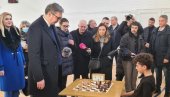 ВУЧИЋ У РАЖЊУ: У плану изградња мањег погона војне индустрије (ВИДЕО) ВУЧИЋ У РАЖЊУ: У плану изградња мањег погона војне индустрије (ВИДЕО)