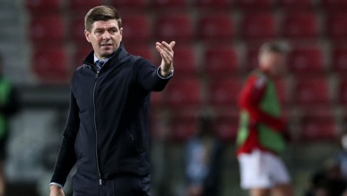 DŽERARD UŽIVA U SLOBODNOM VREMENU: Drago mi je što mogu da igram golf i popijem pivo DŽERARD UŽIVA U SLOBODNOM VREMENU: Drago mi je što mogu da igram golf i popijem pivo