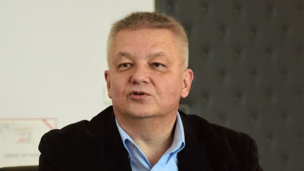 ВАШИНГТОНУ ЈЕ СРБИЈА ГЛАВНИ ПАРТНЕР НА БАЛКАНУ: Обард Кесић, политички аналитичар из Вашингтона, за Новости ВАШИНГТОНУ ЈЕ СРБИЈА ГЛАВНИ ПАРТНЕР НА БАЛКАНУ: Обард Кесић, политички аналитичар из Вашингтона, за Новости
