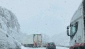 PROBLEMI U SAOBRAĆAJU U SRBIJI: Gužva na Kružnom putu Resnik-Bubanj Potok PROBLEMI U SAOBRAĆAJU U SRBIJI: Gužva na Kružnom putu Resnik-Bubanj Potok