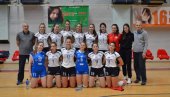 ПОЗНАТО СТАЊЕ ПОВРЕЂЕНИХ ОДБОЈКАШИЦА: Тренер најгоре прошао, једна девојка задржана у Тиршовој