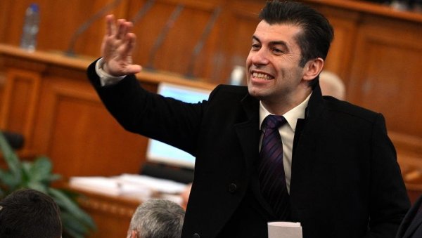 БУГАРСКИ ПРЕМИЈЕР НАКОН РУСКЕ ОДЛУКЕ: Разматрамо транзит руског гаса за Србију и Мађарску БУГАРСКИ ПРЕМИЈЕР НАКОН РУСКЕ ОДЛУКЕ: Разматрамо транзит руског гаса за Србију и Мађарску