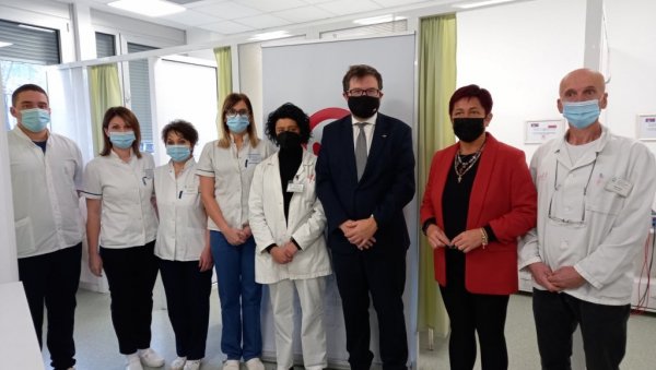 ОПРЕМА ЗА ФИЗИКАЛНИ СЕКТОР: Донација амбасаде Пољске врњачком Дому здравља ОПРЕМА ЗА ФИЗИКАЛНИ СЕКТОР: Донација амбасаде Пољске врњачком Дому здравља