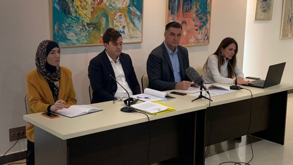 САМИ ИСКРОЈИЛИ БУЏЕТ: Житељи Новог Пазара и ове године имали могућност да учествују у пројектовању локалне касе САМИ ИСКРОЈИЛИ БУЏЕТ: Житељи Новог Пазара и ове године имали могућност да учествују у пројектовању локалне касе