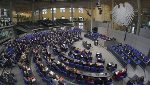 NEMAČKA SE NAORUŽAVA: Bundestag posle nekoliko odlaganja usvojio prvu Strategiju nacionalne bezbednosti zemlje
