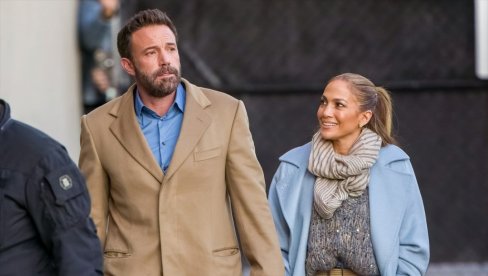 LUKSUZ VREDAN 60 MILIONA DOLARA: DŽenifer Lopez i Ben Aflek kupili vilu (VIDEO) LUKSUZ VREDAN 60 MILIONA DOLARA: DŽenifer Lopez i Ben Aflek kupili vilu (VIDEO)