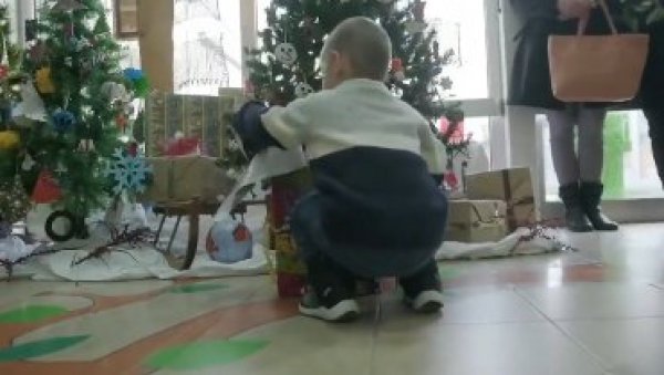 ВУЧЕВИЋ: Ове године листа чекања најмања досад, имамо највећи број уписане деце у историји Новог Сада ВУЧЕВИЋ: Ове године листа чекања најмања досад, имамо највећи број уписане деце у историји Новог Сада