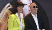 ПОСЛЕДЊА ПЕСМА МАРИНЕ ТУЦАКОВИЋ: Отпевао је Саша Матић - Небитно (ВИДЕО) ПОСЛЕДЊА ПЕСМА МАРИНЕ ТУЦАКОВИЋ: Отпевао је Саша Матић - Небитно (ВИДЕО)