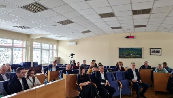 БУЏЕТ ОПШТИНЕ ЧАЈЕТИНА: У каси четири милијарде БУЏЕТ ОПШТИНЕ ЧАЈЕТИНА: У каси четири милијарде