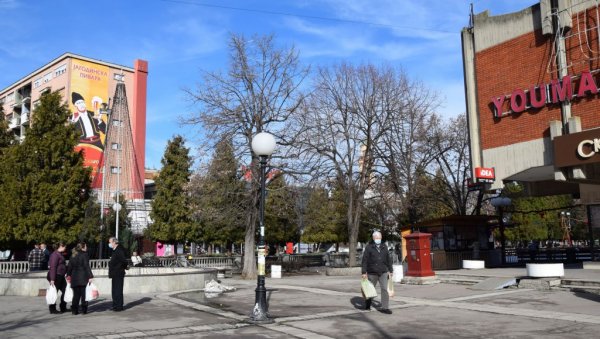 УЖАС У ЈАГОДИНИ: Девојку (27) присиљавао на проституцију УЖАС У ЈАГОДИНИ: Девојку (27) присиљавао на проституцију