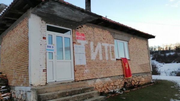 ВЛАСТ ПО ЖЕЉИ ГРАЂАНА: У Мојковцу почели разговори о формирању нове локалне власти ВЛАСТ ПО ЖЕЉИ ГРАЂАНА: У Мојковцу почели разговори о формирању нове локалне власти