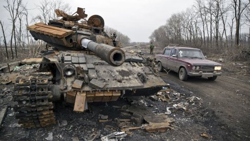 BIVŠI AMERIČKI OBAVEŠTAJAC: Rusija nanela štetu NATO, slomivši ofanzivu ukrajinske vojske BIVŠI AMERIČKI OBAVEŠTAJAC: Rusija nanela štetu NATO, slomivši ofanzivu ukrajinske vojske