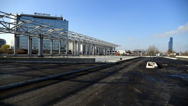 ПЕРОНИ ДОБИЈАЈУ ОЗНАКЕ: Нова Београдска аутобуска станица почеће са радом почетком следеће године ПЕРОНИ ДОБИЈАЈУ ОЗНАКЕ: Нова Београдска аутобуска станица почеће са радом почетком следеће године