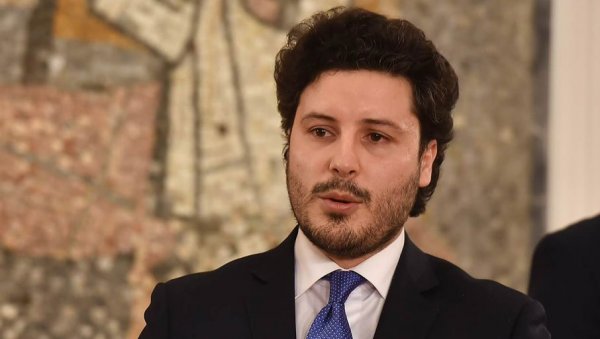 АБАЗОВИЋ ПОРУЧИО: Авион спреман да оде у Израел по грађане Црне Горе АБАЗОВИЋ ПОРУЧИО: Авион спреман да оде у Израел по грађане Црне Горе