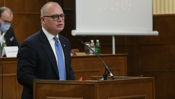 БУЏЕТ ЗА 2022. ВЕЋИ ЗА СЕДАМ ОДСТО У ОДНОСУ НА ОВОГОДИШЊИ Весић: Зараде су веће, имамо више инвестиција БУЏЕТ ЗА 2022. ВЕЋИ ЗА СЕДАМ ОДСТО У ОДНОСУ НА ОВОГОДИШЊИ Весић: Зараде су веће, имамо више инвестиција