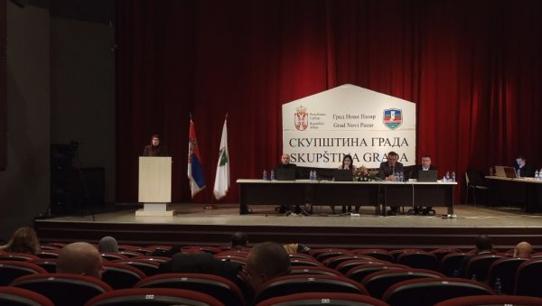 ГРАДСКА КАСА ТЕШКА 3,5 МИЛИЈАРДИ ДИНАРА: Скупштина Новог Пазара усвојила буџет за следећу годину ГРАДСКА КАСА ТЕШКА 3,5 МИЛИЈАРДИ ДИНАРА: Скупштина Новог Пазара усвојила буџет за следећу годину