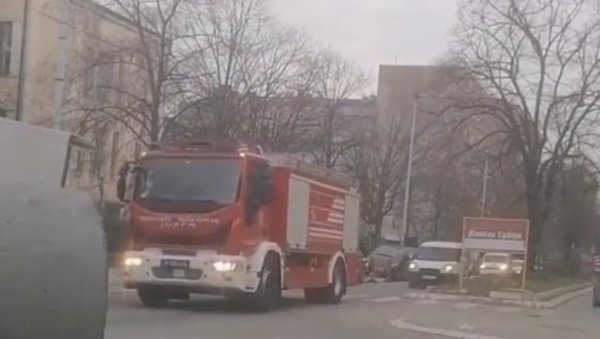 НАКОН ПОЖАРА ОГЛАСИО СЕ МИНИСТАР ЛОНЧАР: Није било опасности, материјална штета минимална НАКОН ПОЖАРА ОГЛАСИО СЕ МИНИСТАР ЛОНЧАР: Није било опасности, материјална штета минимална