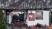IZGORELA CRKVENA PRODAVNICA: Požar u kompleksu hrama na Letnjikovcu u Šapcu IZGORELA CRKVENA PRODAVNICA: Požar u kompleksu hrama na Letnjikovcu u Šapcu