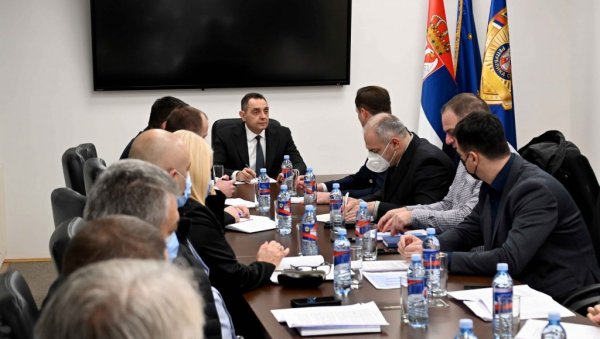 МИНИСТАР ВУЛИН: Београд је безбеднији него икад у последњих 40 година МИНИСТАР ВУЛИН: Београд је безбеднији него икад у последњих 40 година