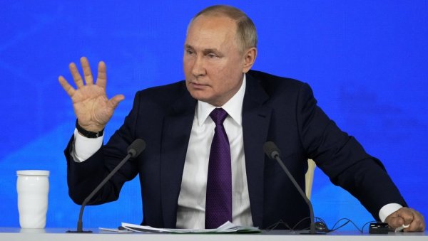 ПУТИН СКРЕНУО ПАЖЊУ АУСТРИЈСКОМ КАНЦЕЛАРУ: Украјинска страна мора што пре да очисти луке за слободан пролаз блокираних бродова ПУТИН СКРЕНУО ПАЖЊУ АУСТРИЈСКОМ КАНЦЕЛАРУ: Украјинска страна мора што пре да очисти луке за слободан пролаз блокираних бродова