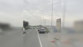 LANČANI SUDAR U BEOGRADU: Saobraćajna nesreća kod Kule Nebojša (VIDEO) LANČANI SUDAR U BEOGRADU: Saobraćajna nesreća kod Kule Nebojša (VIDEO)