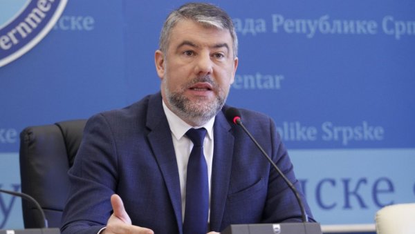 БЛАГО ПОГОРШАЊЕ ЕПИДЕМИОЛОШКЕ СИТУАЦИЈЕ: У РС све више заражених од короне, позив грађанима да се вакцинишу БЛАГО ПОГОРШАЊЕ ЕПИДЕМИОЛОШКЕ СИТУАЦИЈЕ: У РС све више заражених од короне, позив грађанима да се вакцинишу