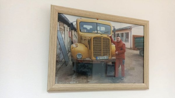 ПРИЧА О ЈЕДНОМ ФАП-У: Комуналци у Алибунару добили нови камион, а стари „отишао“ у музеј ПРИЧА О ЈЕДНОМ ФАП-У: Комуналци у Алибунару добили нови камион, а стари „отишао“ у музеј