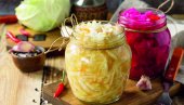 КИСЕЛИ КУПУС, КРАСТАВЧИЋИ ИЛИ КАРФИОЛ: Која ферментисана храна има највише витамина КИСЕЛИ КУПУС, КРАСТАВЧИЋИ ИЛИ КАРФИОЛ: Која ферментисана храна има највише витамина