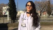 SVAKOGA DOČEKA SA OSMEHOM I LEPIM REČIMA: Dr Alida Honsić dobitnica nagrade Majka Savica (FOTO)