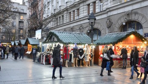 VREME ZA NOVU GODINU KAO LUTRIJA: Meteorolog Todorović najavio vremenski rolerkoster za zimu - U narednim danima i do 18 stepeni VREME ZA NOVU GODINU KAO LUTRIJA: Meteorolog Todorović najavio vremenski rolerkoster za zimu - U narednim danima i do 18 stepeni