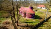 DRŽAVA OBNOVILA CEROVAČKU CRKVU: Dosad uloženo 17,5 miliona dinara (FOTO) DRŽAVA OBNOVILA CEROVAČKU CRKVU: Dosad uloženo 17,5 miliona dinara (FOTO)