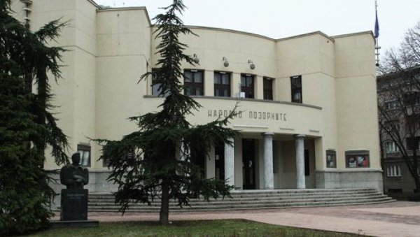 ОДЛОЖЕН ТЕАТАР НА РАСКРШЋУ: Нишки позоришни фестивал због пандемије померен за септембар наредне године ОДЛОЖЕН ТЕАТАР НА РАСКРШЋУ: Нишки позоришни фестивал због пандемије померен за септембар наредне године