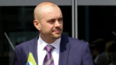 OTIMAJU SRPSKU ZEMLJU DA GRADE DŽAMIJE: Radanović apeluje na zaštitu imovine Srba OTIMAJU SRPSKU ZEMLJU DA GRADE DŽAMIJE: Radanović apeluje na zaštitu imovine Srba