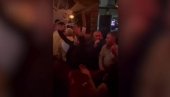 АБАЗОВИЋ У ПРОВОДУ ПЕВАО О МИЛУ: Ко би рек’о чуда да се десе да Миљацка ДПС однесе (ВИДЕО)