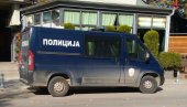 УХАПШЕН МУШКАРАЦ У ПОЖАРЕВЦУ: У бурадима држао 24 тоне хемикалија за производњу дроге УХАПШЕН МУШКАРАЦ У ПОЖАРЕВЦУ: У бурадима држао 24 тоне хемикалија за производњу дроге