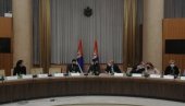 ЗА САДА БЕЗ НАУЧНИХ ПОТВРДА: Гојковић - Нема још потребе за четвртом дозом ЗА САДА БЕЗ НАУЧНИХ ПОТВРДА: Гојковић - Нема још потребе за четвртом дозом