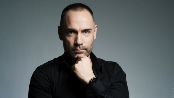ИНТЕРВЈУ Срђан Тимаров: Глумим због богатства живота, а не због титула ИНТЕРВЈУ Срђан Тимаров: Глумим због богатства живота, а не због титула