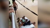 BUJICE NOSE SVE PRED SOBOM: U 116 gradova u Brazilu vanredno stanje zbog poplava (FOTO) BUJICE NOSE SVE PRED SOBOM: U 116 gradova u Brazilu vanredno stanje zbog poplava (FOTO)