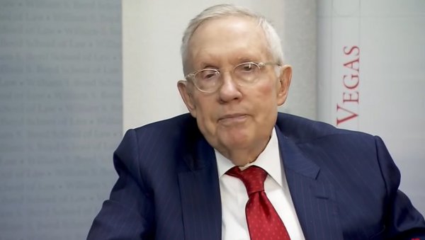 ПРЕМИНУО ХАРИ РИД: Бивши лидер демократа у америчком Сенату борио се са раком панкреаса ПРЕМИНУО ХАРИ РИД: Бивши лидер демократа у америчком Сенату борио се са раком панкреаса