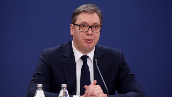 ВУЧИЋ СТИГАО У БРИСЕЛ: Председник учествује на самиту лидера ЕУ и Западног Балкана ВУЧИЋ СТИГАО У БРИСЕЛ: Председник учествује на самиту лидера ЕУ и Западног Балкана