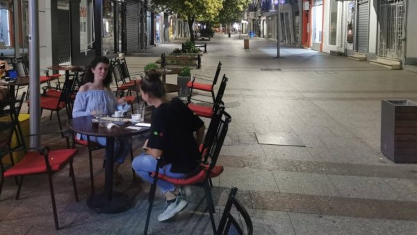 ВАЖИЋЕ ДО 12. ЈАНУАРА: Од данас на снази строже мере у Црној Гори ВАЖИЋЕ ДО 12. ЈАНУАРА: Од данас на снази строже мере у Црној Гори