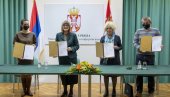 NOVI KOLEKTIVNI UGOVOR ZA ZAPOSLENE U USTANOVAMA KULTURE: Preciznija prava i obaveze NOVI KOLEKTIVNI UGOVOR ZA ZAPOSLENE U USTANOVAMA KULTURE: Preciznija prava i obaveze