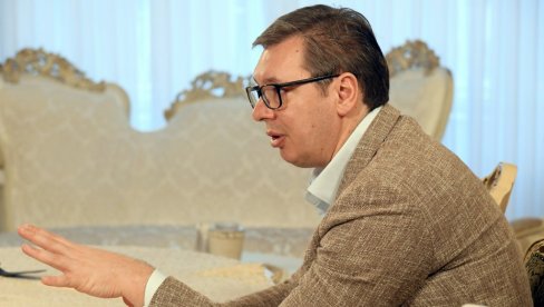 VUČIĆ O UVOĐENJU OBVEZNOG VOJNOG ROKA: LJudi na tome rade