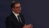 ВУЧИЋ ЧЕСТИТАО БОЖИЋ: Нека радост празника буде инспирација за снажење мира, толеранције и братске љубави